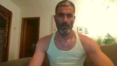 hotreds — Cam4 stream photo (Mar 2026)