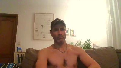 hotreds — Cam4 stream photo (Jan 2026)