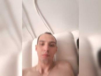 Leysyan20011 — modelo de webcam en línea en bongacams