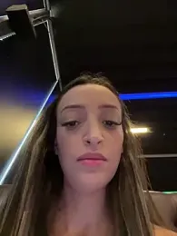 BelleLouiseVp — modelo de webcam en línea en stripchat