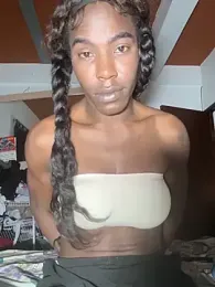 Richchocolatesweet_ — Stripchat stream photo (Mar 2026)