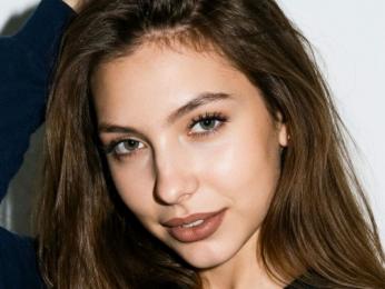 LeannHonnerlaw — Livejasmin profile photo