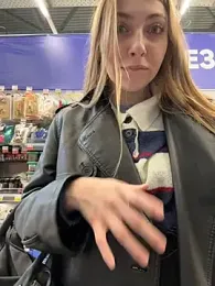 Sunny___Bunny — modelo de webcam en línea en stripchat