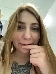 Sunny___Bunny — modelo de webcam en línea en stripchat