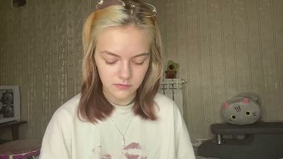 KaroleJemmings — Cam4 stream photo (Jun 2026)