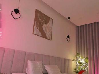 PLUXURY- — Bongacams stream photo (Mar 2026)