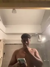 axel_black03 — modelo de webcam en línea en stripchat