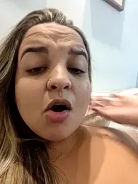 CasadaSafada_oficial — Stripchat stream photo (Apr 2026)