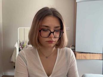 AlbaMihelcic — bongacams