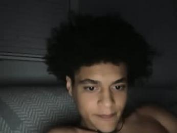 lightskinwithgirth — Chaturbate stream photo (Apr 2026)