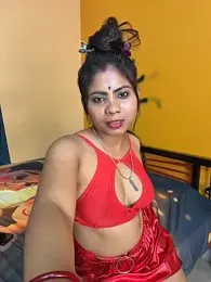 RedQQueen — Stripchat stream photo (Mar 2026)