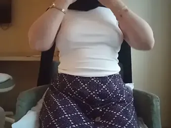 gizzz34 — modelo de webcam en línea en stripchat
