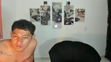 spicycouple4x — Stripchat stream photo (May 2025)