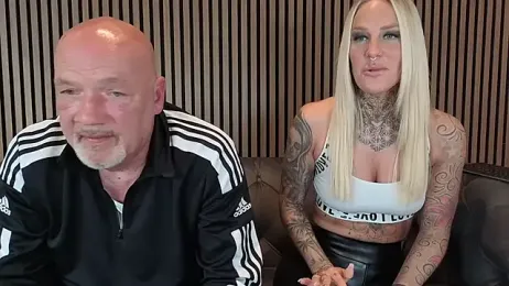 Lara-CumKitten — modelo de webcam en línea en stripchat