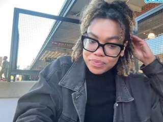 zahrabliss — Camsoda stream photo (Apr 2026)