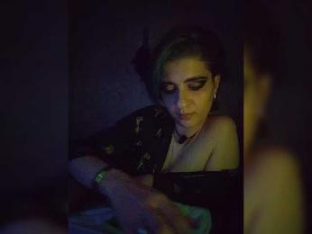 UntouchableSquirtWitch — bongacams