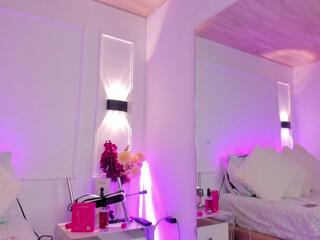 Shoffy Novoa — modelo de webcam en línea en flirt4free