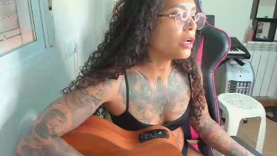 Hot_ama — Cam4 stream photo (Aug 2026)