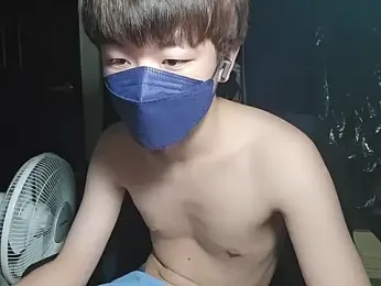 foxout — Stripchat stream photo (Apr 2026)