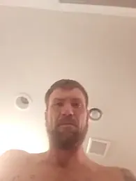 AttentionSluts — Stripchat stream photo (Apr 2026)