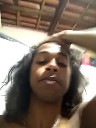 Mahfhecrytal — Stripchat stream photo (Aug 2026)