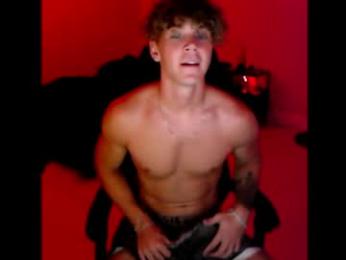 theonlylogan — modelo de webcam en línea en chaturbate