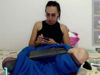 miss-adele — modelo de webcam en línea en camsoda