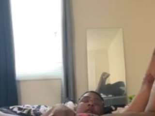 sexxxylexxxy22 — Camsoda stream photo (Apr 2023)