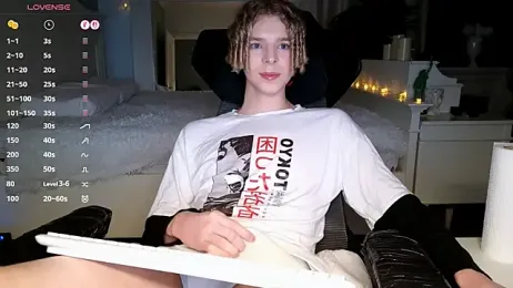 Kudi_Minnt — modelo de webcam en línea en stripchat