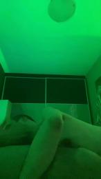 Jugamossex — modelo de webcam en línea en cam4