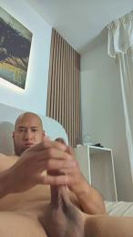 Luig21plus1 — Cam4 profile photo