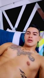 Deivihot25 — Cam4 stream photo (Nov 2025)