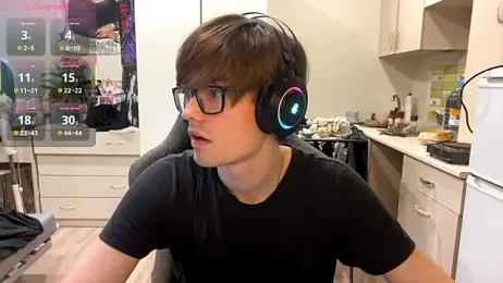 JadeNoiiir — Stripchat stream photo (Jun 2026)