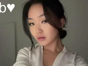 elegant_vibes — modelo de webcam en línea en chaturbate