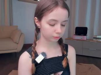 glowhub_ — modelo de webcam en línea en chaturbate