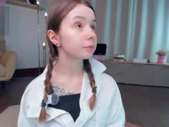 glowhub_ — Chaturbate stream photo (Apr 2026)