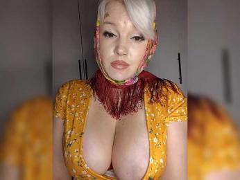 Vgostyahusmazki — modelo de webcam en línea en bongacams