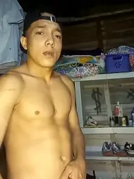 Tayzon09 — Stripchat stream photo (Jan 2026)