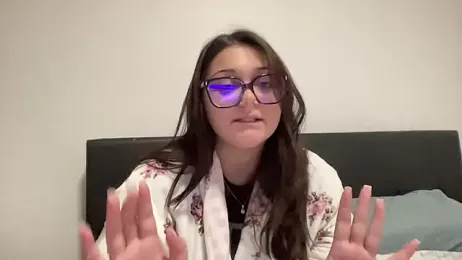 LuckyBrighton — modelo de webcam en línea en stripchat