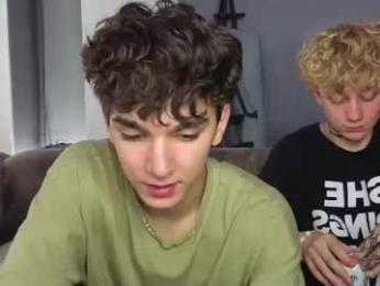 em_chipsi — Chaturbate stream photo (Jul 2026)