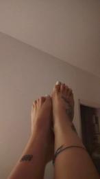 DeaRed8899 — Cam4 profile photo