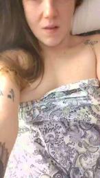 DeaRed8899 — Cam4 stream photo (Apr 2026)