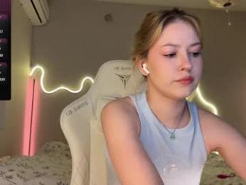 kittyloffe — Chaturbate stream photo (Mar 2026)