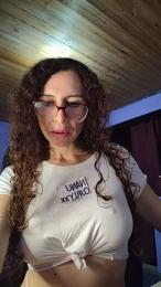 nanuxxx1 — modelo de webcam en línea en cam4