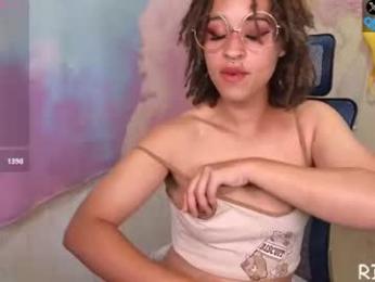 renpuppy — modelo de webcam en línea en chaturbate
