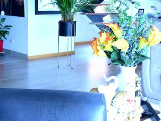 Lukhas — modelo de webcam en línea en flirt4free