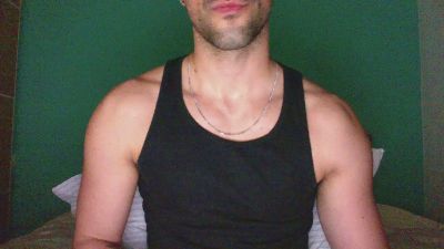LucaCamIn — modelo de webcam en línea en cam4