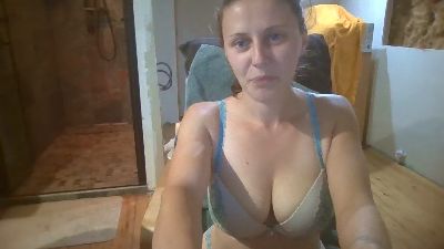 Evelovetoi — Cam4 stream photo (Aug 2026)