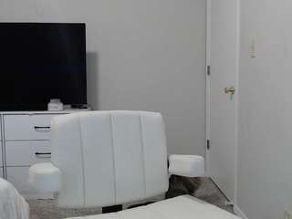 mmmmmmlia — modelo de webcam en línea en camsoda