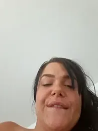 Xladycharme — Stripchat stream photo (Aug 2026)